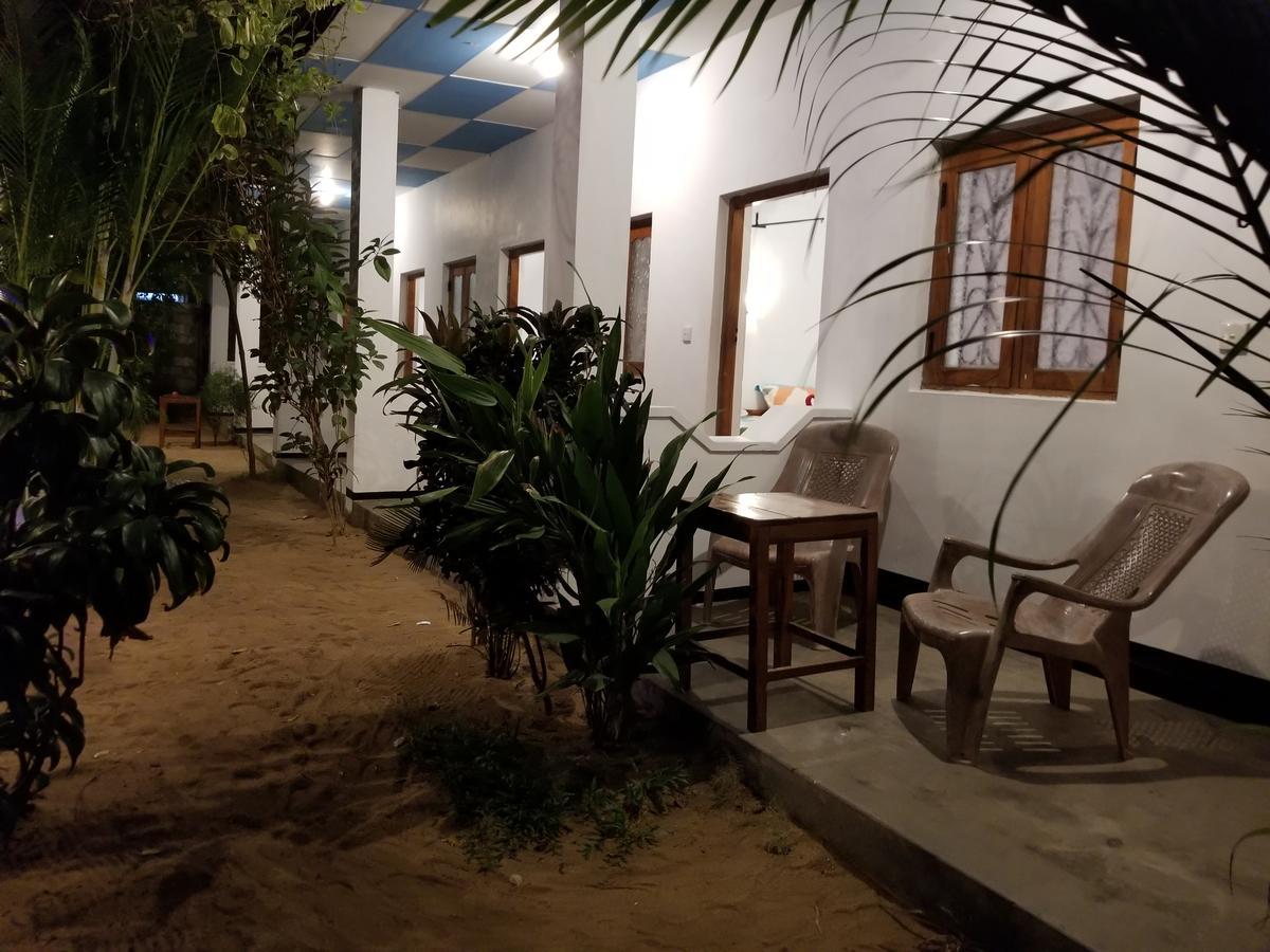 Utopia Arugambay Arugam Bay Exterior photo
